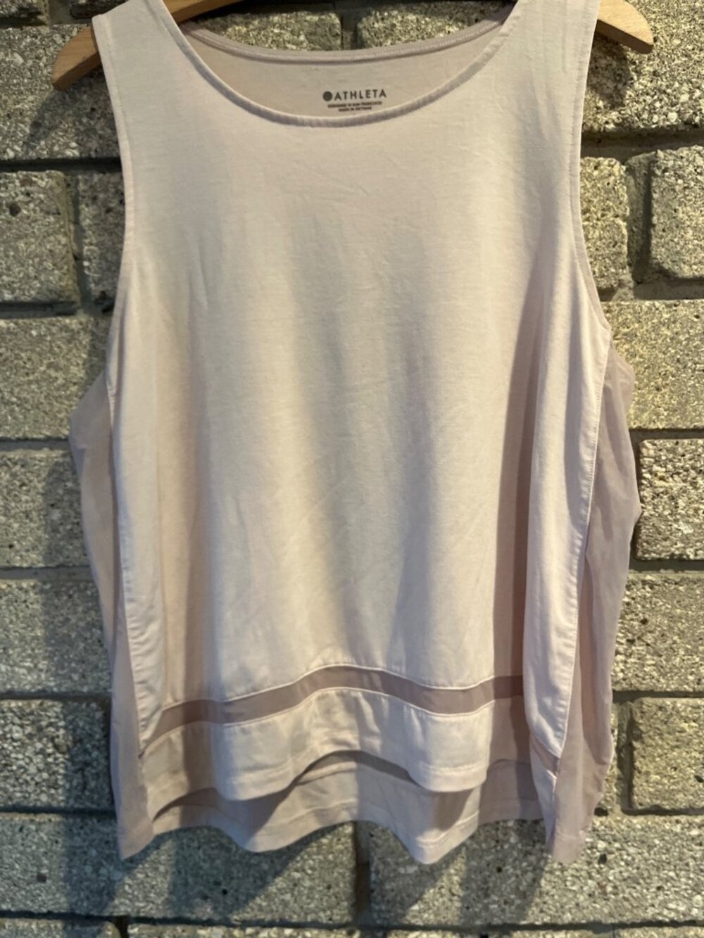 Athleta Womens Sleeveless Tank Top With Sheer Mesh Paneling - Size L - Light Pin